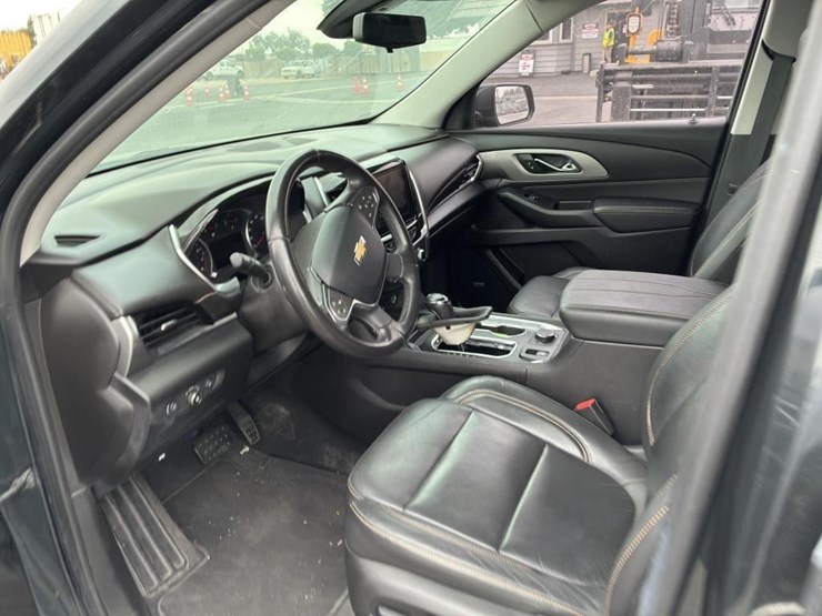 2019-chevrolet-traverse-image-13