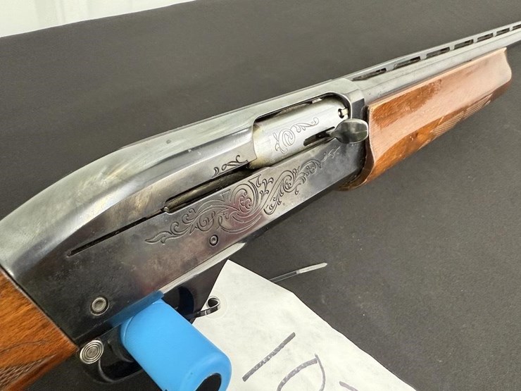 remington-1100-12-gauge-shotgun-image-2