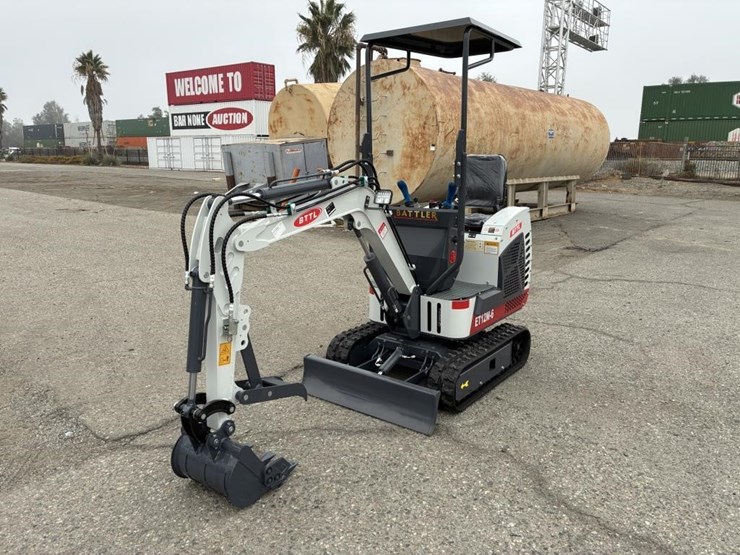 2025-bttl-et12m-6-hydraulic-excavator-image-1