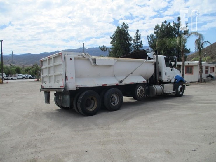 2014-international-prostar-image-3