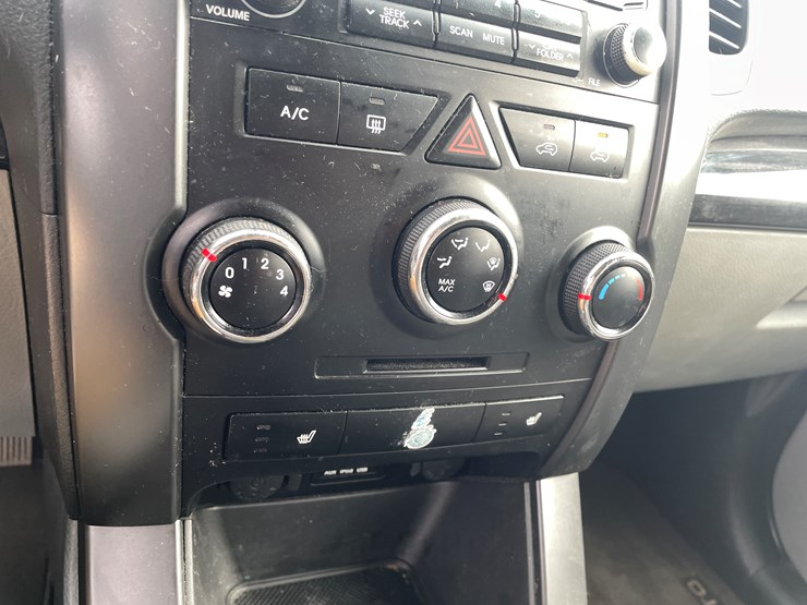 2012-kia-sorento-image-68