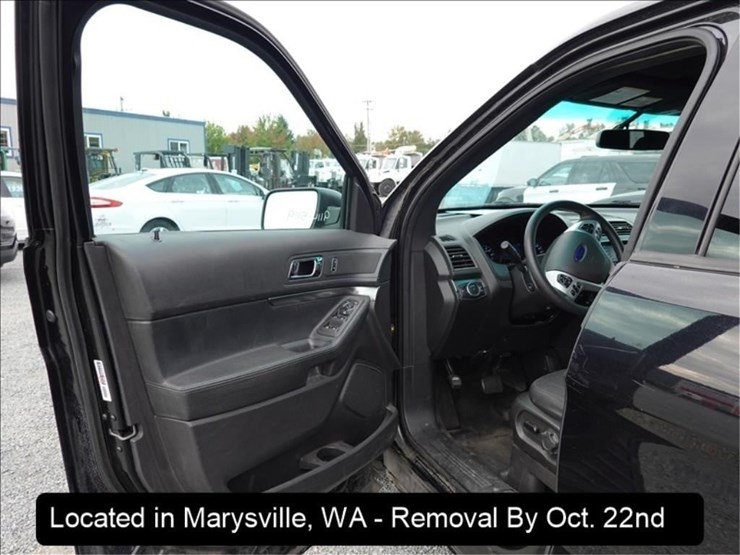 2015-ford-explorer-image-3