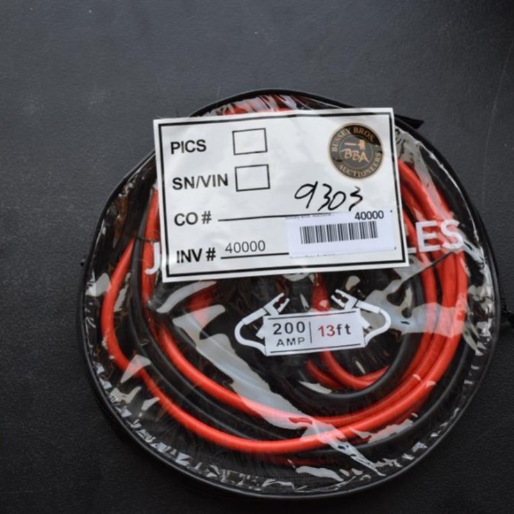 Future 200 AMP 13 ft Jumper Cables with Storage Case