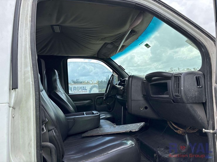 2005-chevrolet-c4500-landscape-dump-truck-image-29