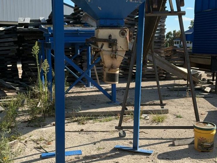 #176-•-esp-pellet-bagger-image-3