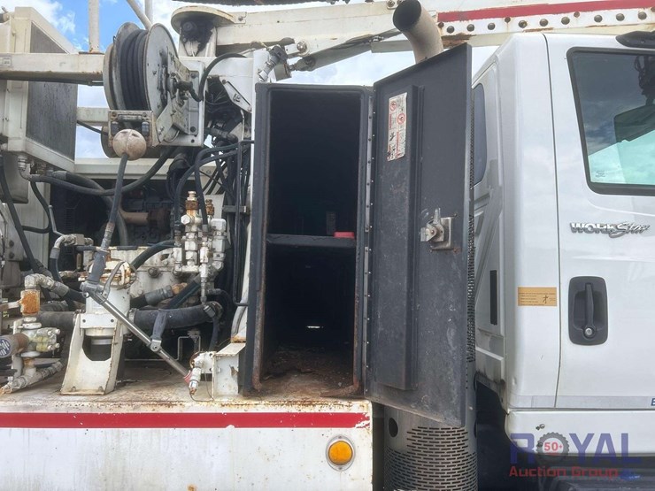2012-international-workstar-7400-image-57