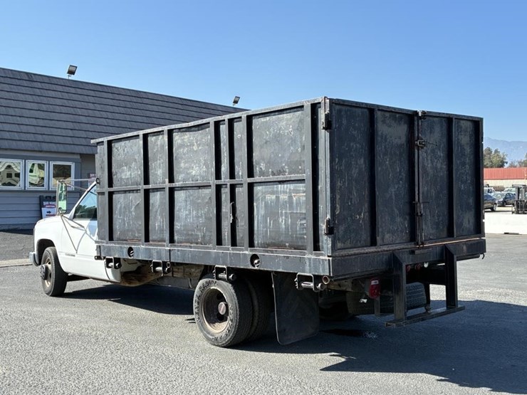 1998-gmc-sierra-3500-image-4
