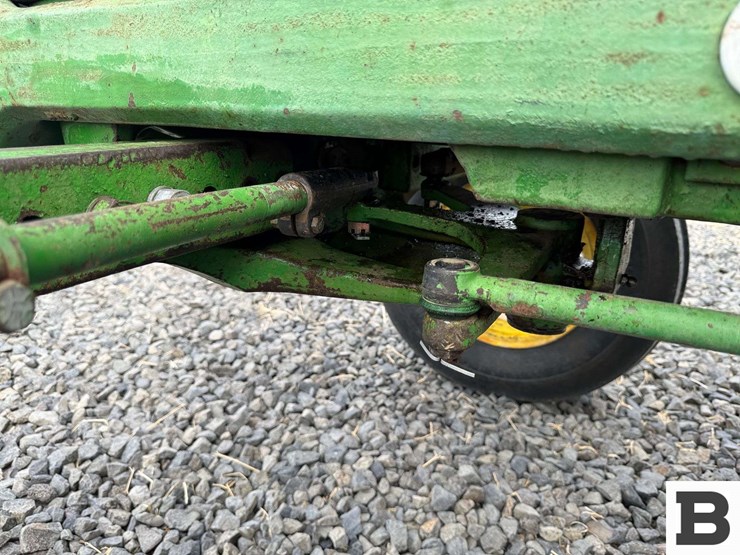 1976-john-deere-2640-image-17