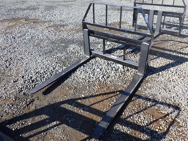 kivel-skid-steer-fork-attachment-48"-image-1