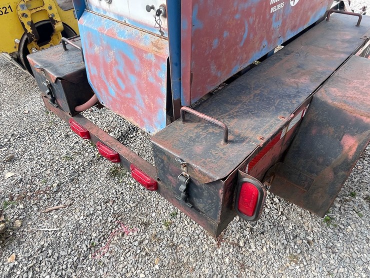 #8619-•-miller-big-40-welder-(aps)-image-31