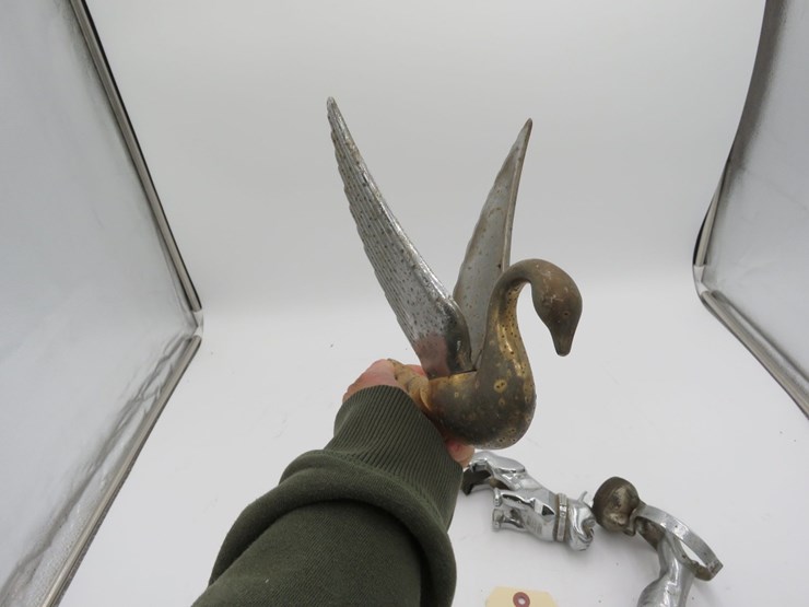 mack-&-peterbilt-hood-ornament-group-image-2