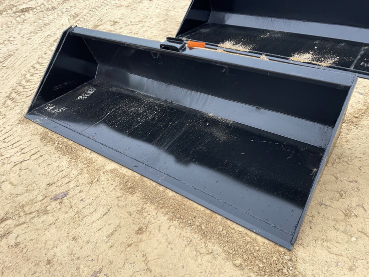 #2005-•-new-kc-90"-skid-steer-bucket-image-1