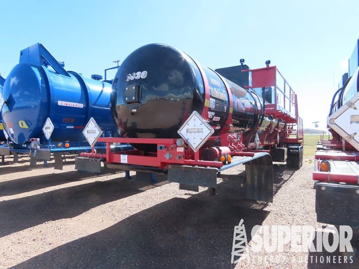 (x)-(4-41)-2014-worley-t/a-5500-gal-acid-transport-image-1