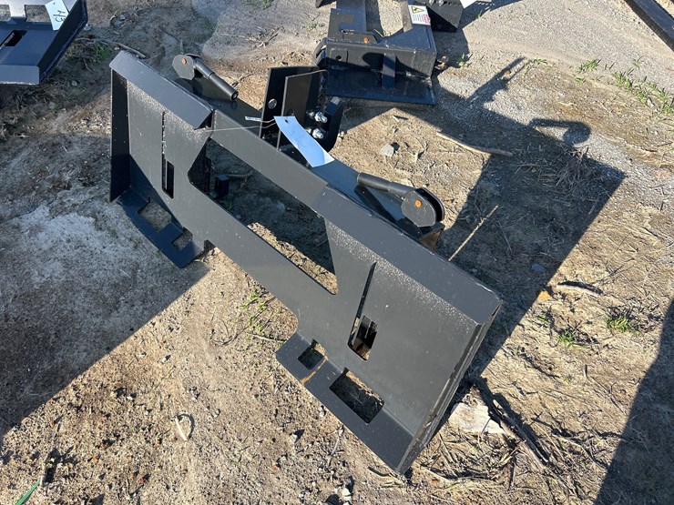 #43-•-skid-steer-to-3pt-quick-hitch-image-2