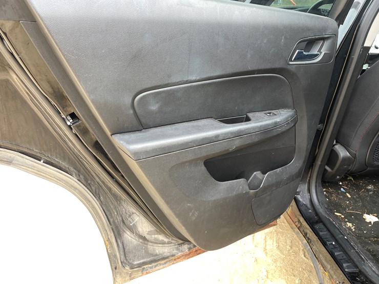 2012-chevrolet-equinox-lt-image-36