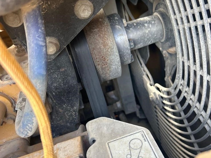 2018-caterpillar-d6n-xl-image-45