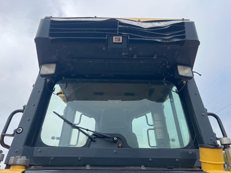 2017-komatsu-d39px-24-image-15