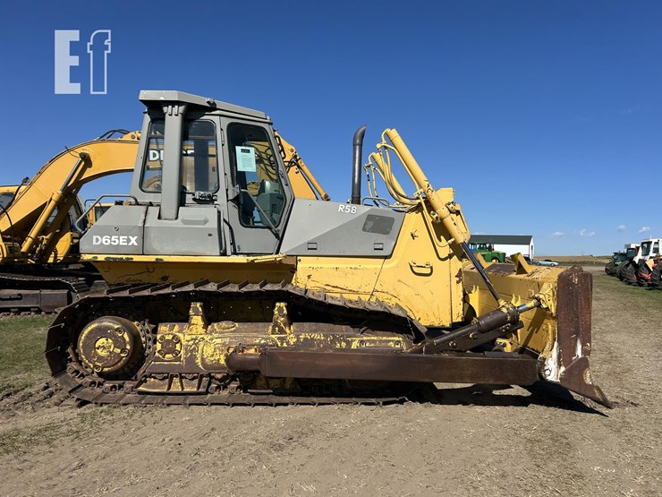 komatsu-d65ex-12-image-7