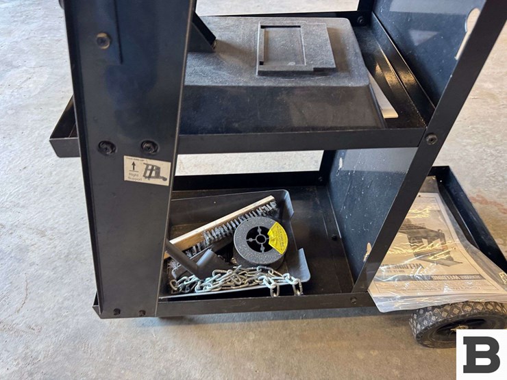 chicago-electric-90-amp-flux-wire-welder-image-11