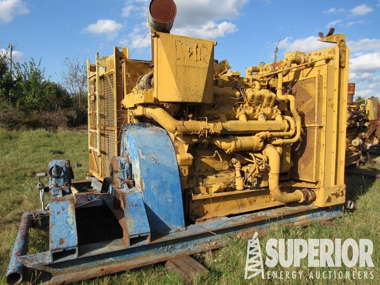 caterpillar-d379-image-1