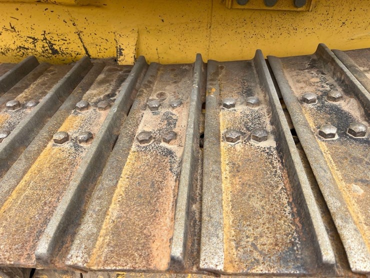 2017-komatsu-d39px-24-image-23