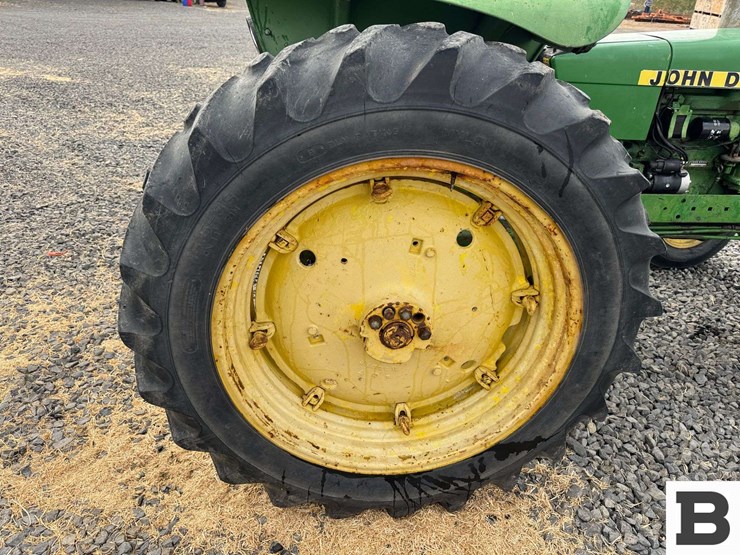 1976-john-deere-2640-image-43