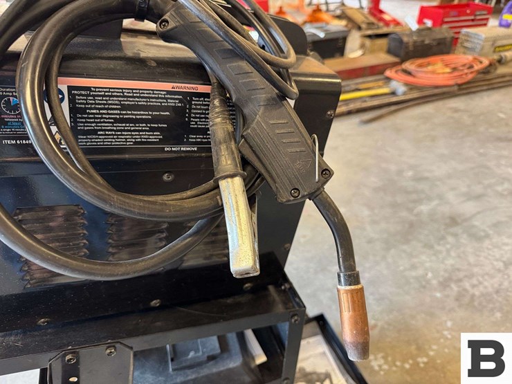 chicago-electric-90-amp-flux-wire-welder-image-12