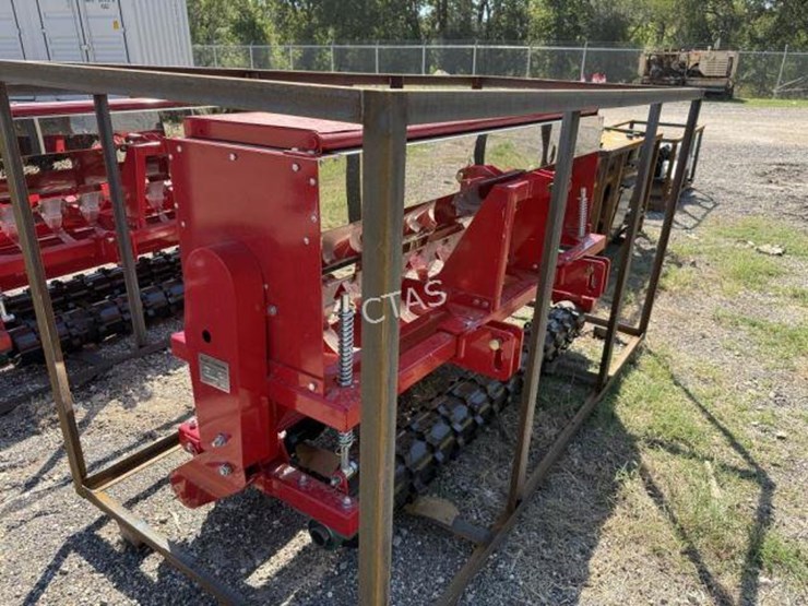 #156-•-industry-skid-steer-seeder-image-4