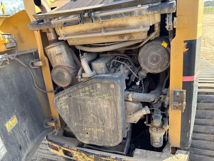 2005-caterpillar-267b-image-20