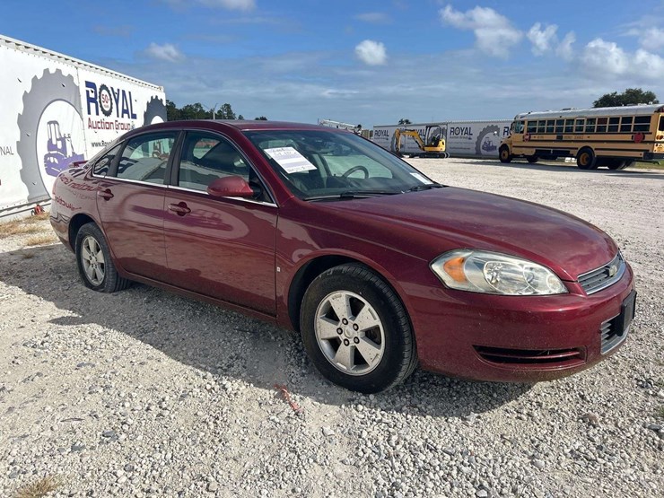 2008-chevrolet-impala-lt-sedan-image-2
