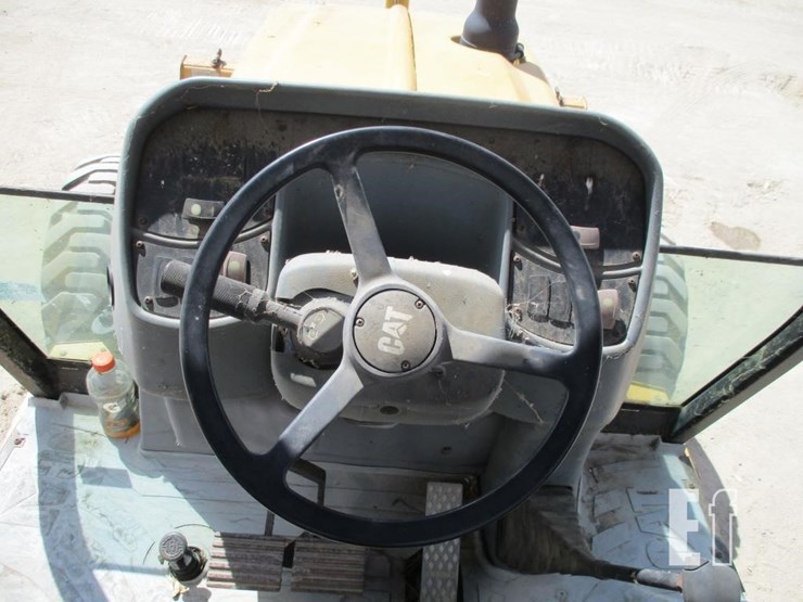 2004-caterpillar-416d-image-8