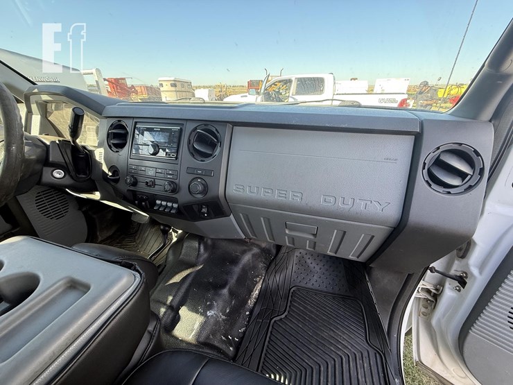 2013-ford-f550-sd-image-29
