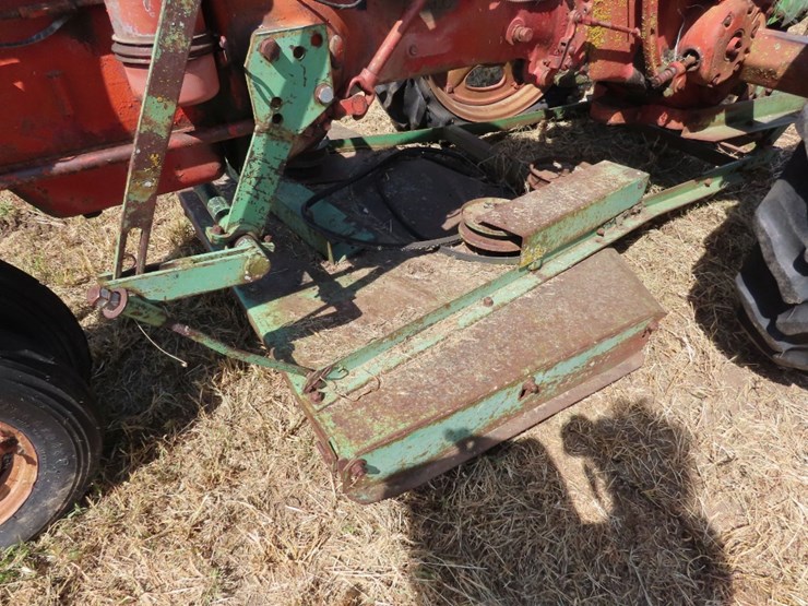 1952-farmall-c-tractor-with-belly-mower-image-6