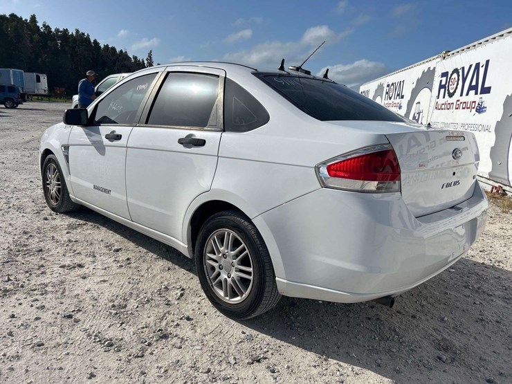 2008-ford-focus-sel-sedan-image-4