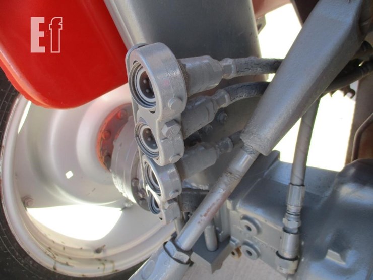 massey-ferguson-180-image-15