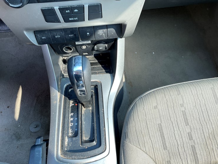 #115-•-2011-ford-focus-(has-wi-title)-image-45