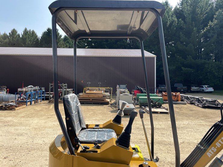 #212-•-new-rt15r-mini-excavator-image-19