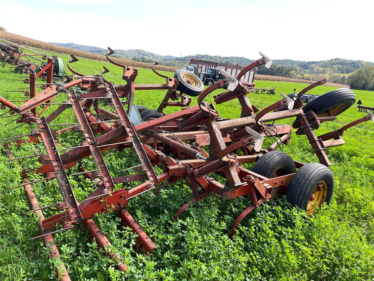#4467-•-fox-brady-18'-digger-image-9