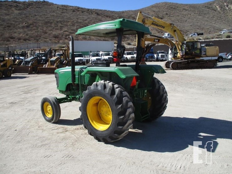 2011-john-deere-5055d-image-4