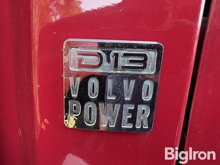 2015-volvo-vnm42t-truck-tractor-image-16