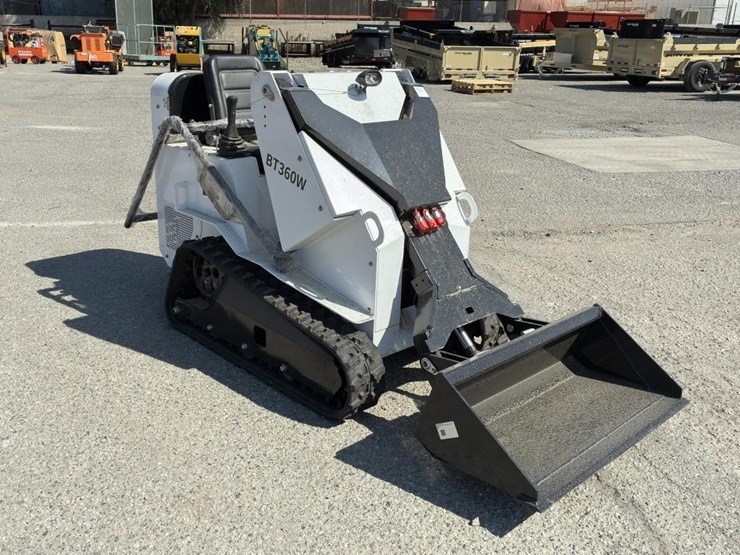2025-bison-tek-bt360w-skid-steer-image-2