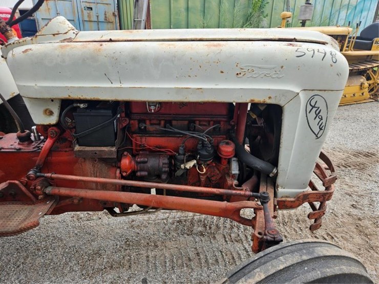 2017-ford-tractor-image-9