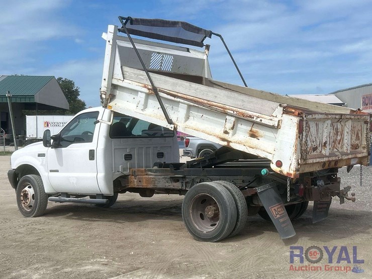 2004-ford-f550-image-4