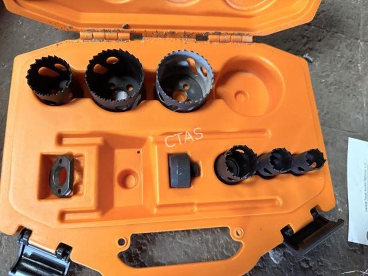 #27-•-corded-drills,-pulleys,-hole-saw,-table-saw-guard-image-3
