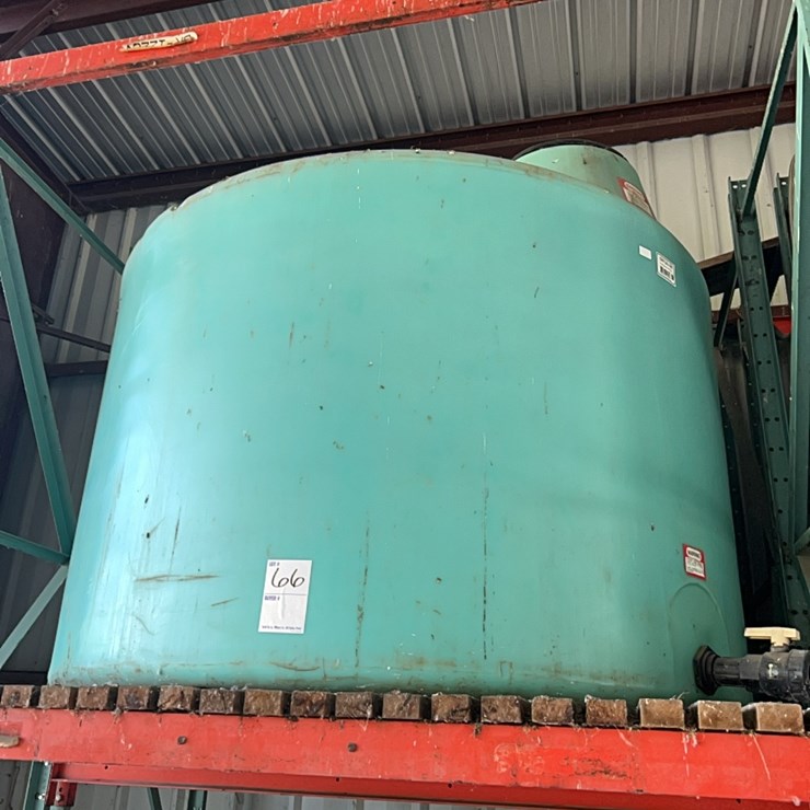 1500 gallon tank