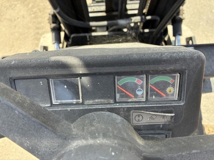 2004-daewoo-gc25e-3-image-21