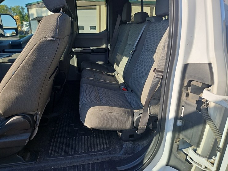2018-ford-f350-xlt-image-28