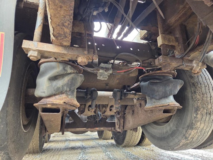 #1701-•-2013-kenworth-t800-log-truck-image-66
