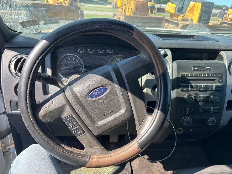 2017-ford-f150-xlt-pick-up-image-15