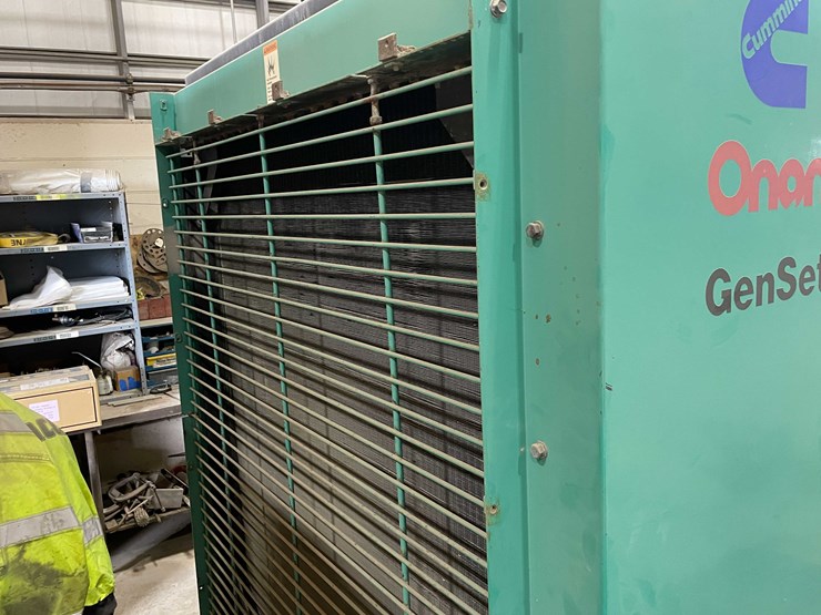 #8615-•-1999-cummins-dfeh-generator-(aps)-image-70